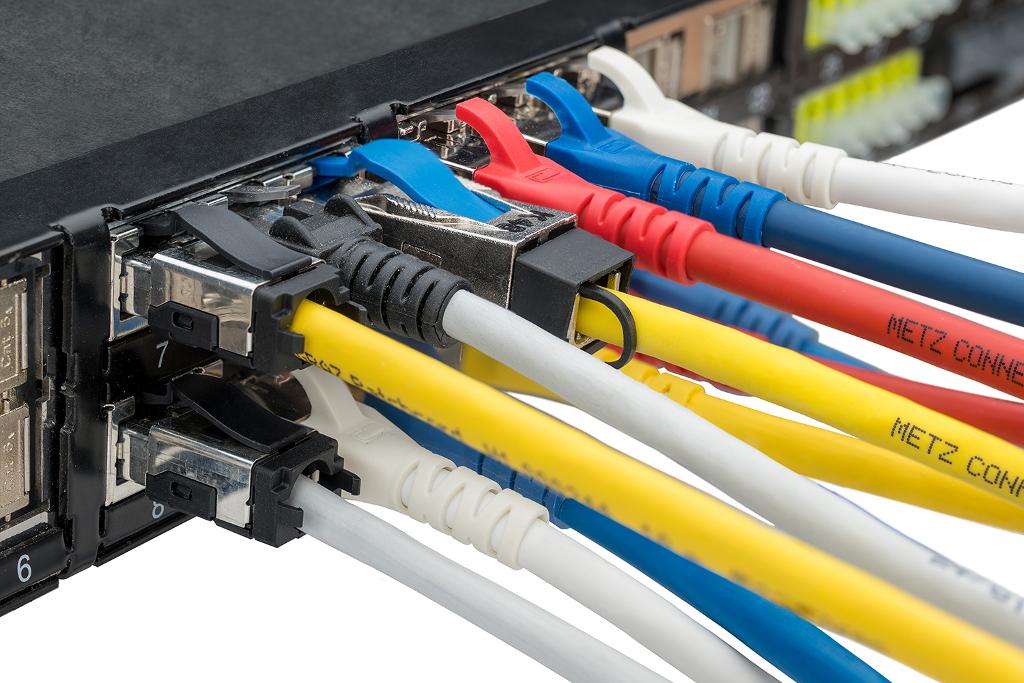 Short Field Plug Applikation | Patch Cords